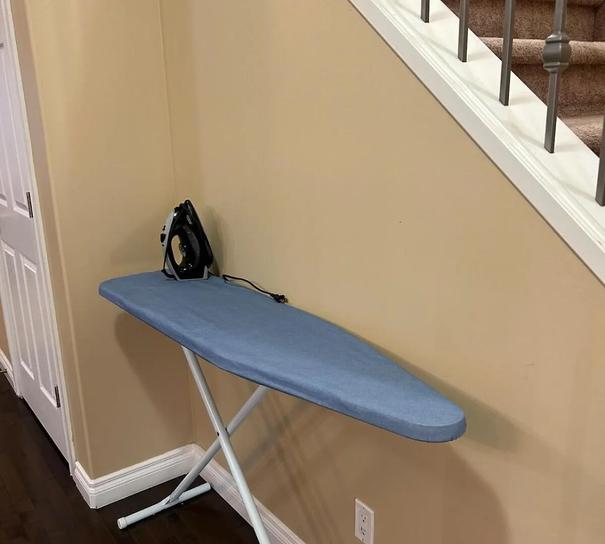 Ogden 3-Bed Home YYC 0*,  Kanada