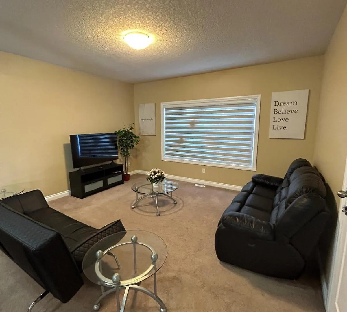 Ogden 3-Bed Home YYC