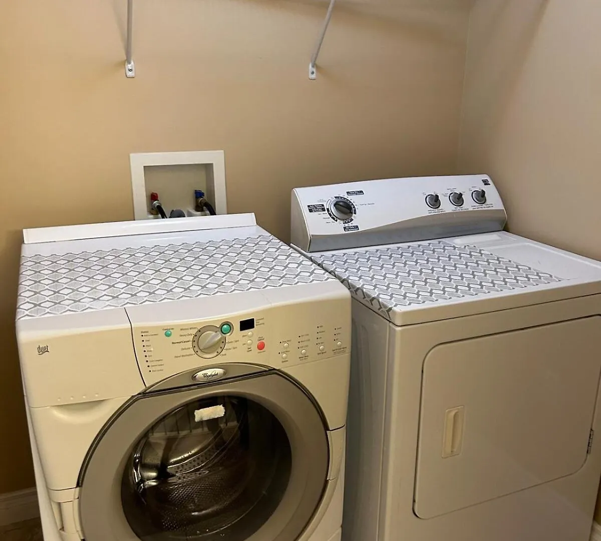 Prázdninový dům Ogden 3-Bed Home YYC