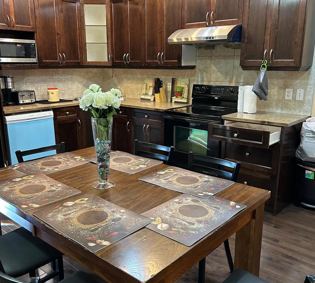 Ogden 3-Bed Home YYC Prázdninový dům